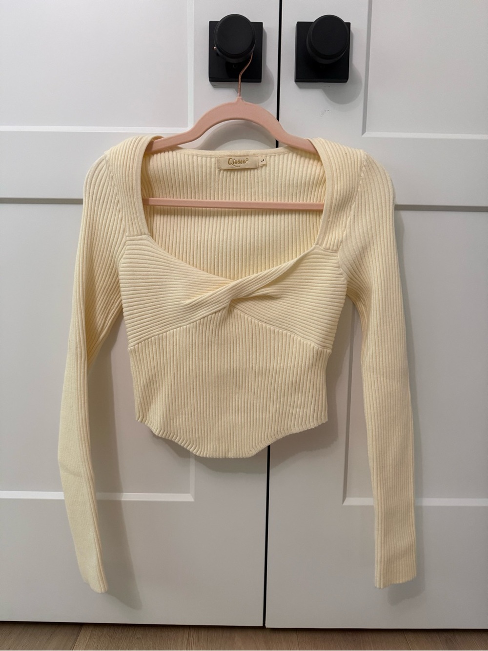 Cream Ribbed Twist-Front Long Sleeve Top